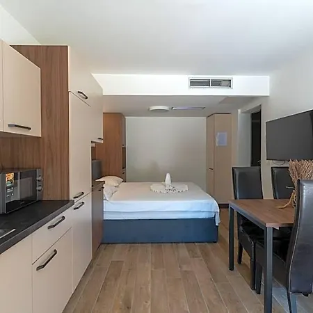 Hotel Rezidenca Ortus 3*